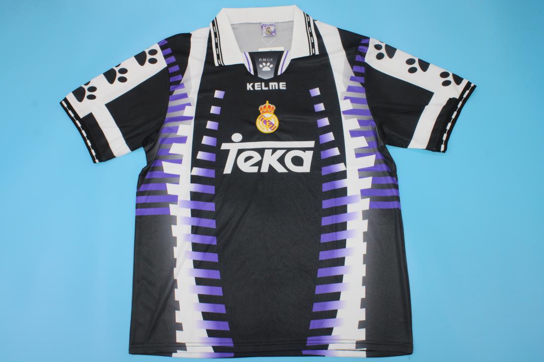 4607d176 EQUIPACIÓN RETRO REAL MADRID 1997-98 - Imagen 1