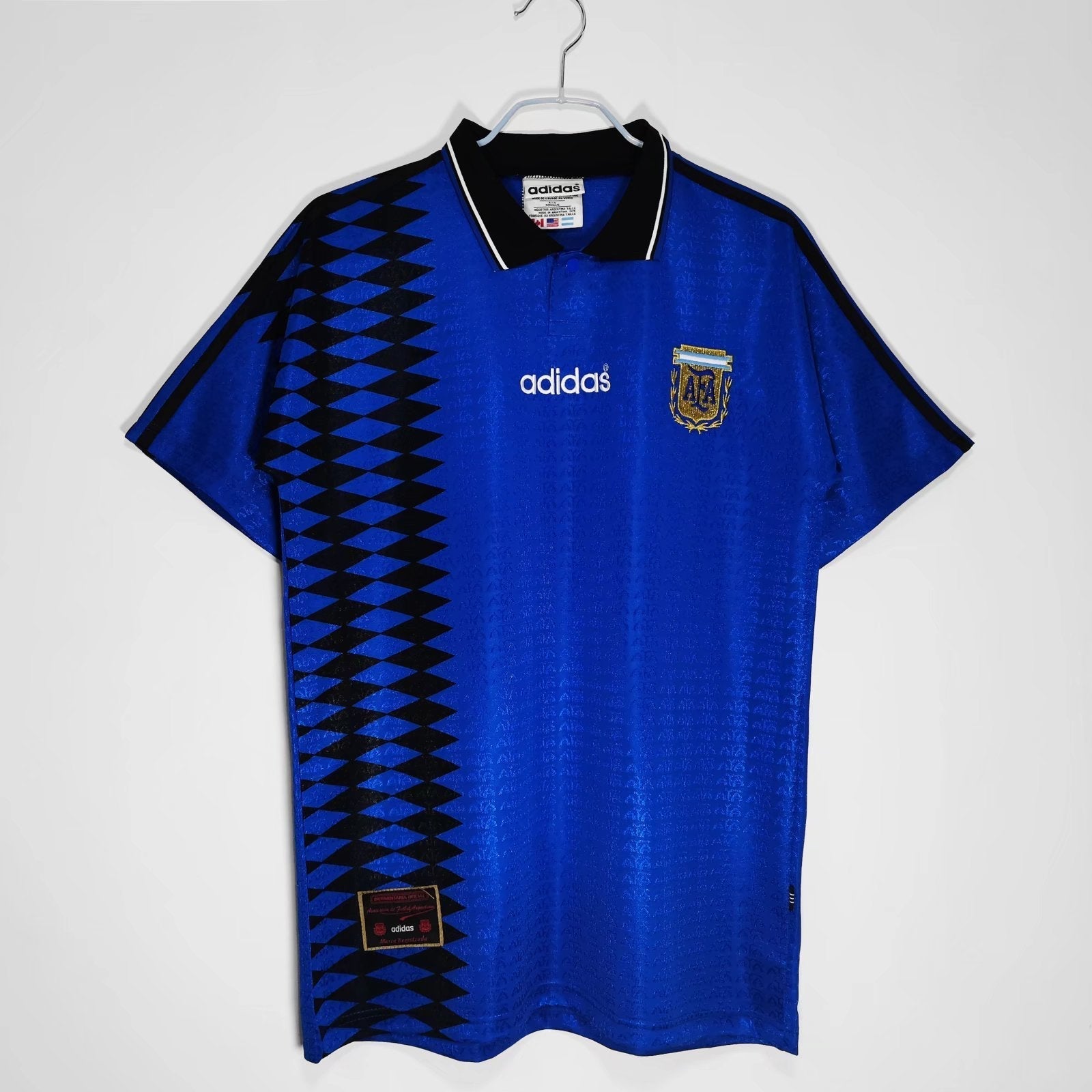 95b4fa90 EQUIPACIÓN RETRO ARGENTINA 1994 - Imagen 1