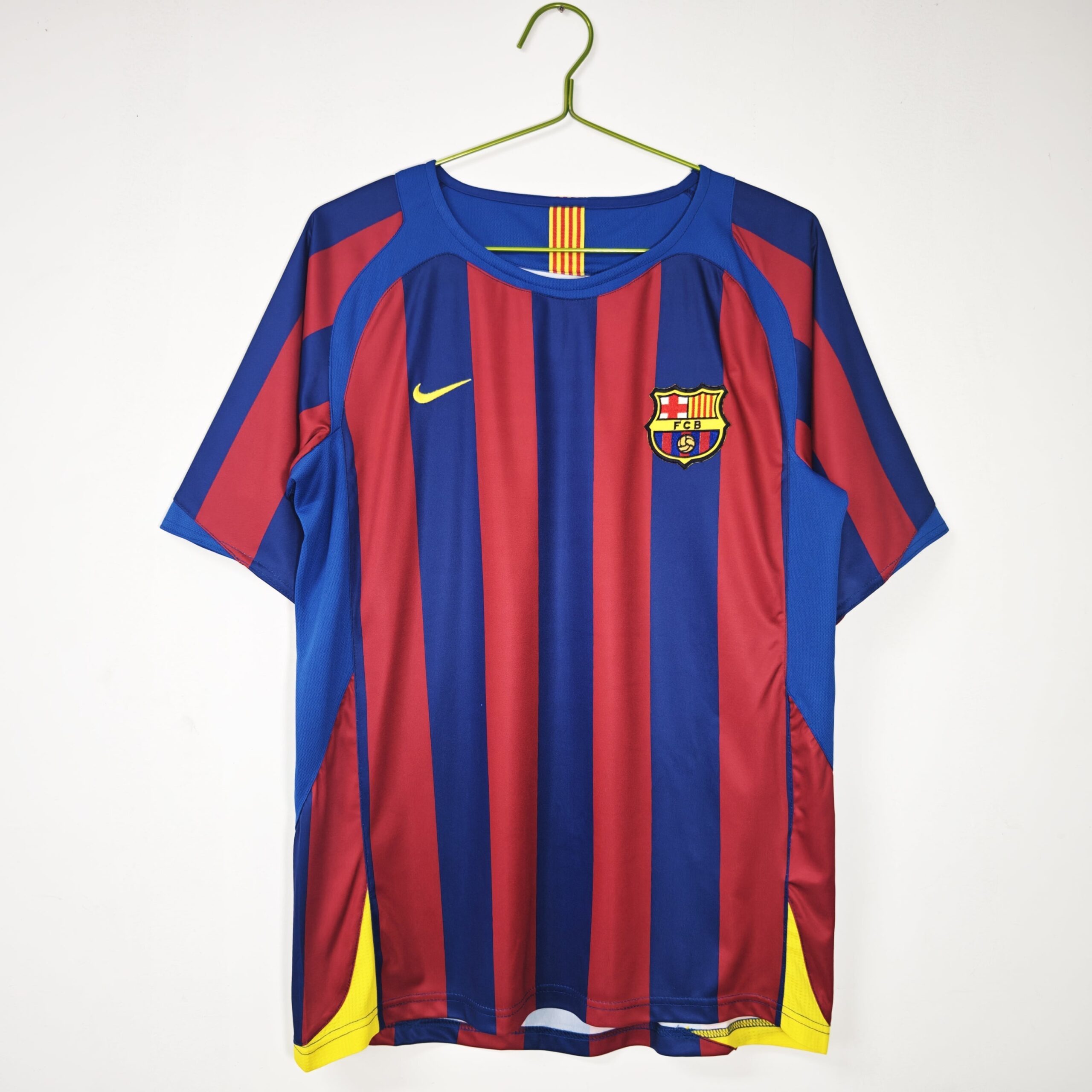 BNN11111 EQUIPACIÓN RETRO FC BARCELONA 2005/06 - Imagen 1