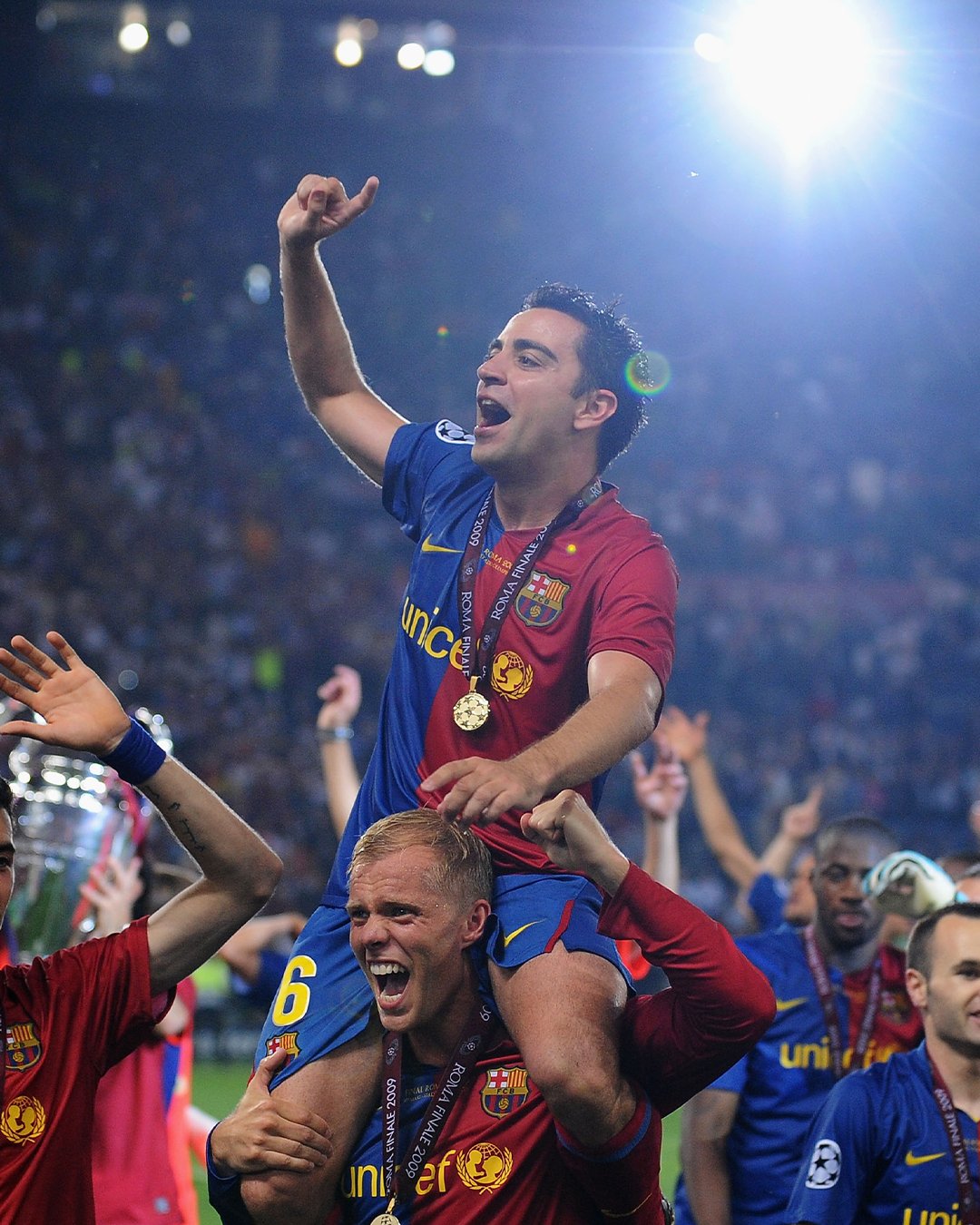 FnUApZXXwAEW9AK_bcd20072-6935-4ddd-ad91-625def729b4c XAVI HERNÁNDEZ FC BARCELONA 2008-09 (FINAL ROMA) (XAVI - Nº6) - Imagen 1