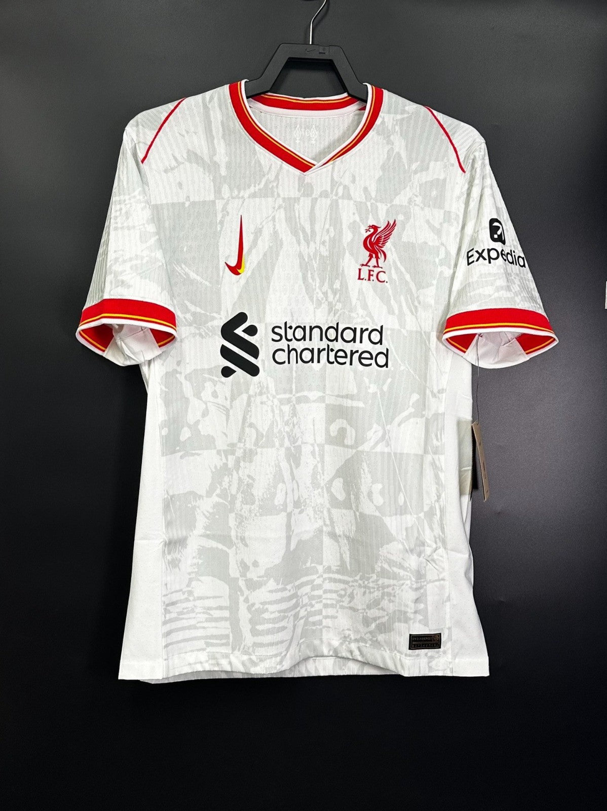 LHSYL7fUlDgKBnC TERCERA EQUIPACIÓN LIVERPOOL 2024-25 - Imagen 1