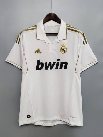 EQUIPACIÓN RETRO REAL MADRID 2011-12