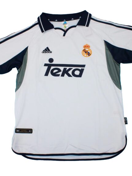 EQUIPACIÓN RETRO REAL MADRID 2000-01