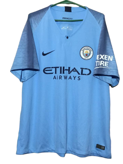 EQUIPACIÓN RETRO MANCHESTER CITY 2018 2019